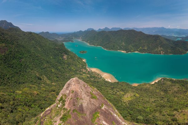 AdobeStock_542395133-min